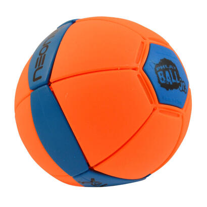 goliath-phlat-ball-lanza-un-disco-y-coge-una-bola