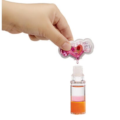 mga-entertainment-yummiland-lip-gloss-doll-mystery-color-change-poppy-melonberry-muneca-546160-euc