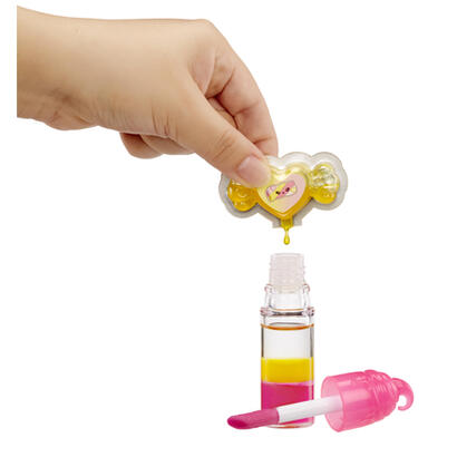 mga-entertainment-yummiland-lip-gloss-doll-mystery-color-change-mila-mallows-muneca-546559-euc
