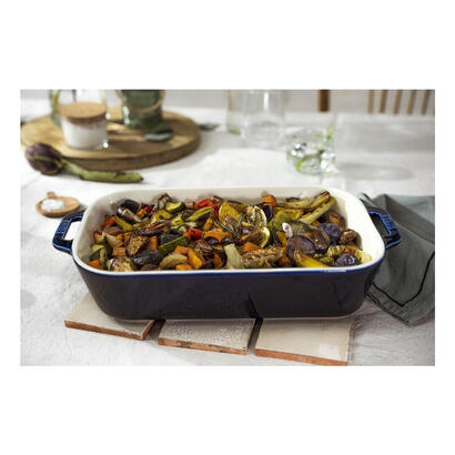 staub-plato-rectangular-ceramica-azul-oscuro-34x24x76