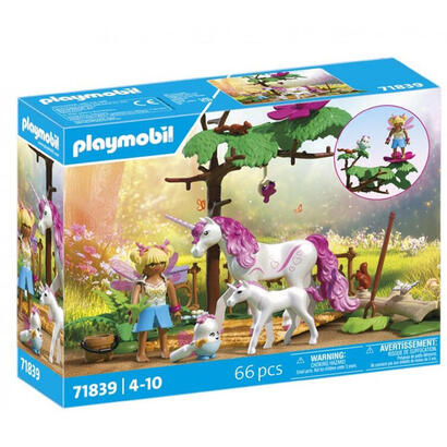 zestaw-z-figurkami-princess-magic-71839-magiczna-stajnia-jednorozcow-dla-mamy-i-zrebaka