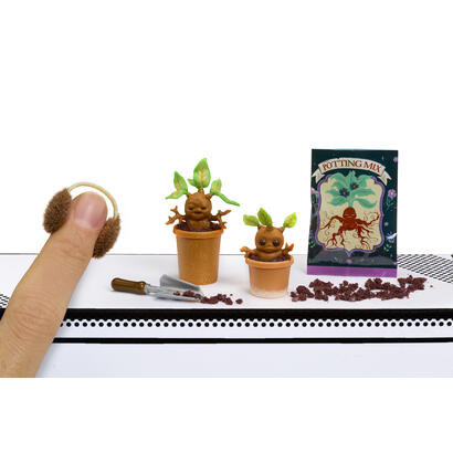 mga-entertainment-miniverso-de-mga-hazlo-mini-harry-potter-de-regreso-a-hogwarts-elaborando-articulos-variados-547150-euc-v