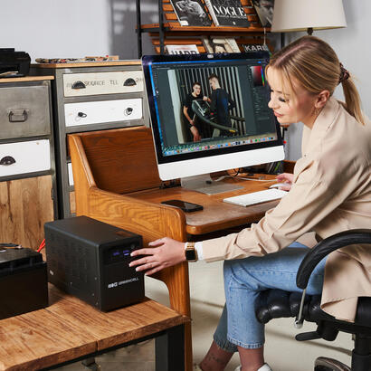 cargador-awaryjny-ups-avr-powercore-1200w2000va-24vdc