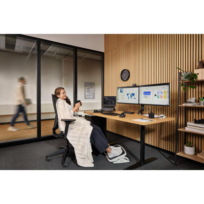 soporte-kensington-smartfit-space-saving-dual-2-monitores-negro