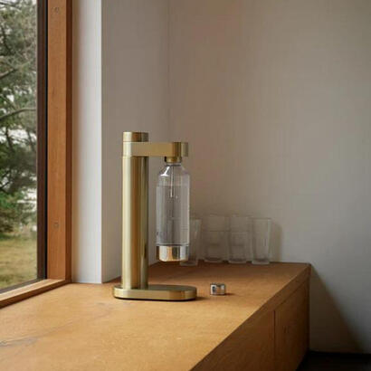 stelton-brus-carbonator-brushed-brass