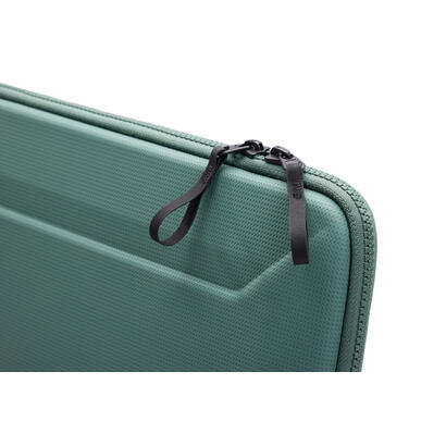 funda-thule-gauntlet-5-para-macbook-de-16-verde-brumoso-3205413