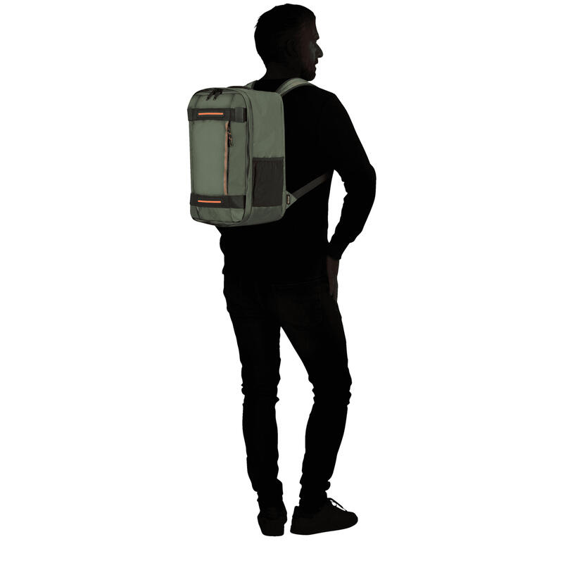 mochila-american-tourister-urban-track-capacidad-24l-verde