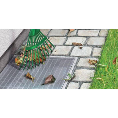 tesa-fliegengitter-insect-mop-lichtschacht-abdeckung-alumin