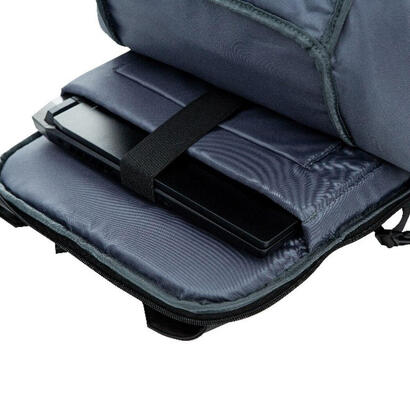 predator-utility-lite-backpack-16