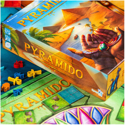 juego-de-mesa-piramido-edad-recomendada-8-anos
