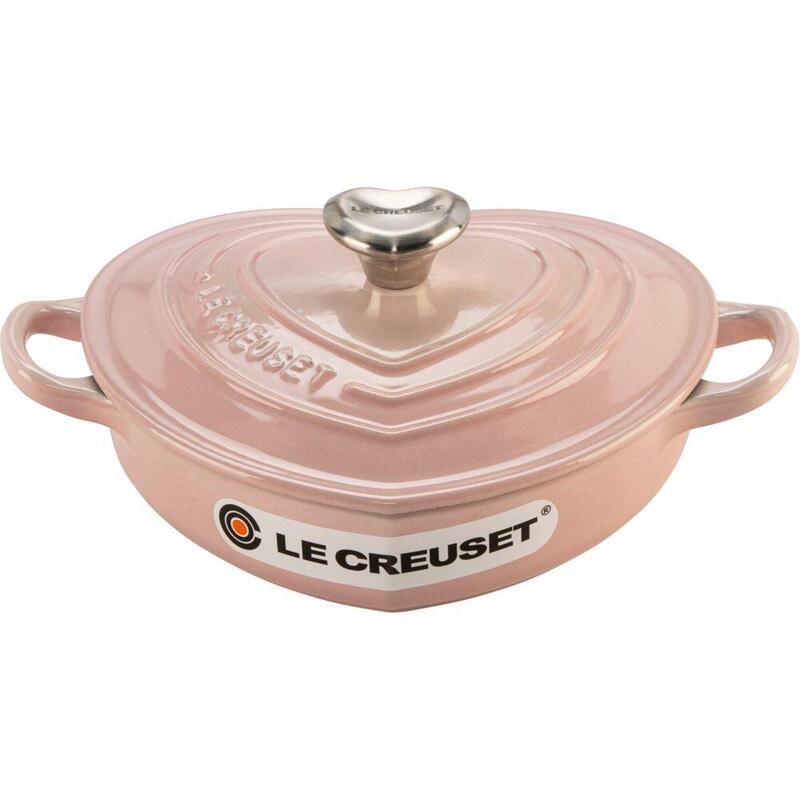 le-creuset-gourmet-casserole-dish-heart-shaped-20-cm-pink