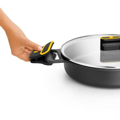 olla-baja-de-aluminio-fundido-con-antiadherente-tricapa-con-tapa-de-cristal-daily-pro-o28-cm