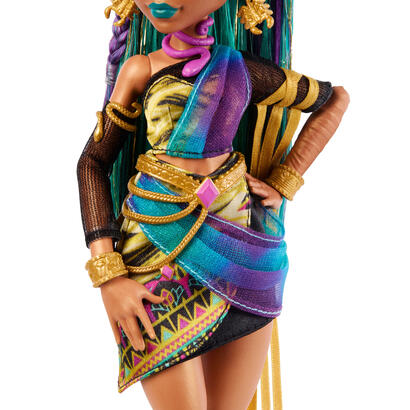 muneca-nefera-deline-monster-high