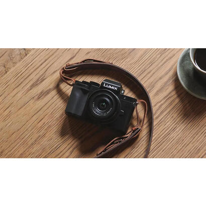 camara-panasonic-lumix-g-100d-12-32mm-kit-43-compacta-203-mp-mos-5184-x-3888-pixeles-negro