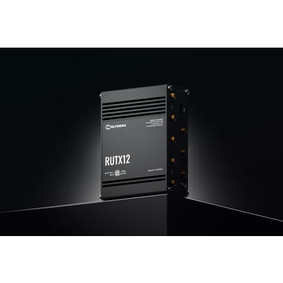teltonika-rutx12-wireless-router