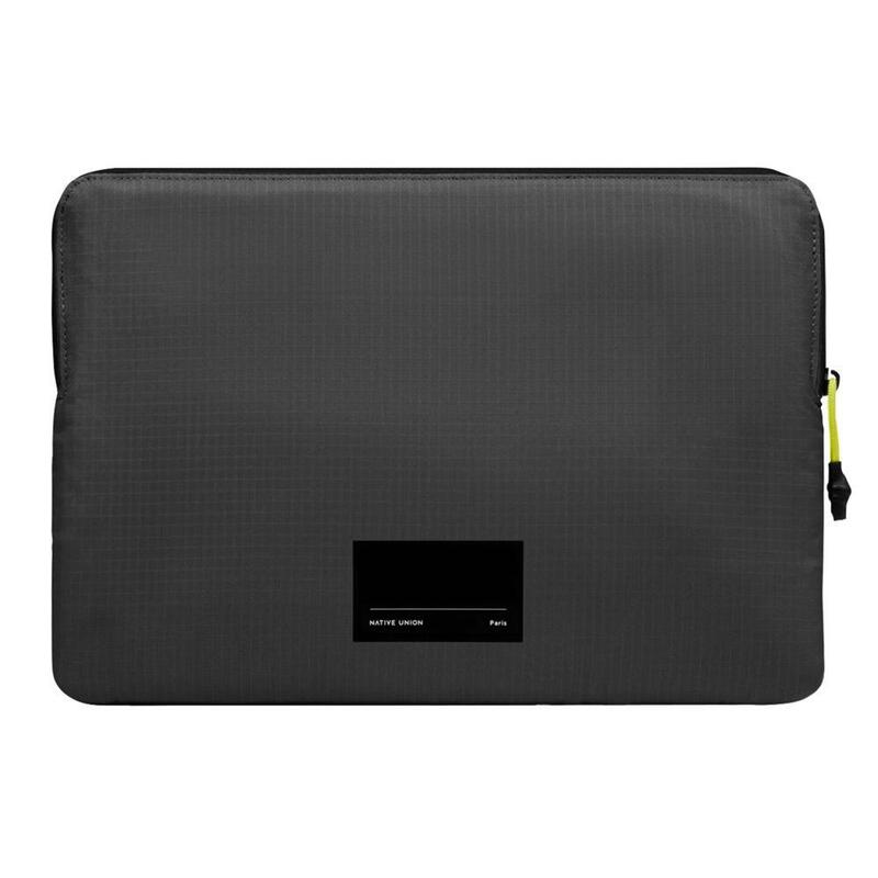 native-union-ultralight-sleeve-33-cm-13-funda-negro
