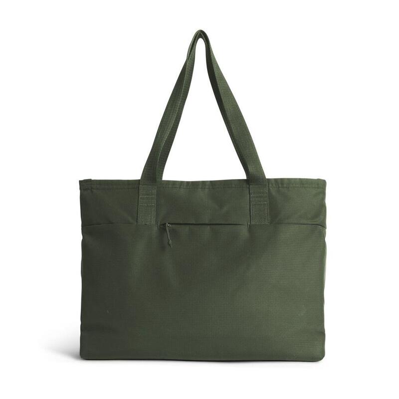 moment-everything-travel-tote-19l-olive