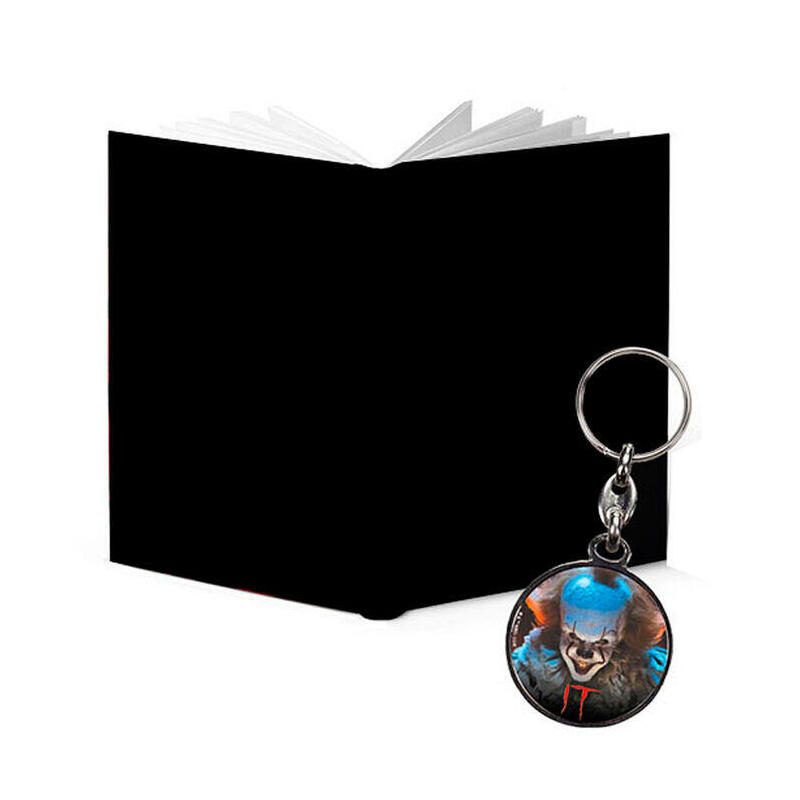 what-are-you-libreta-con-luz-welcome-to-derry-regalo-llavero-metalico-it