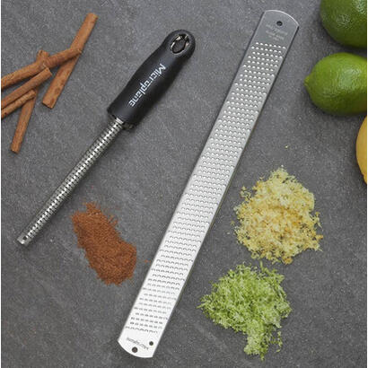 microplane-premium-classic-spice-grater-black