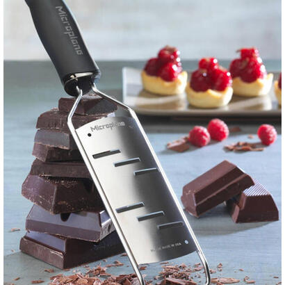 microplane-gourmet-grater-large-shaver-black