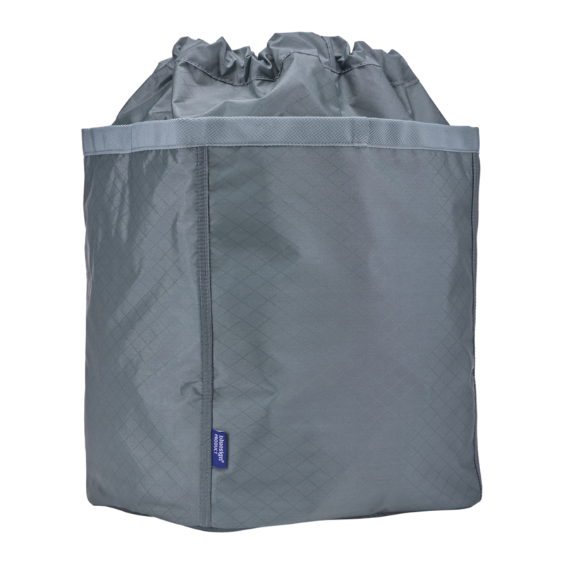thule-packable-laundry-bag-pond-gray-3205582