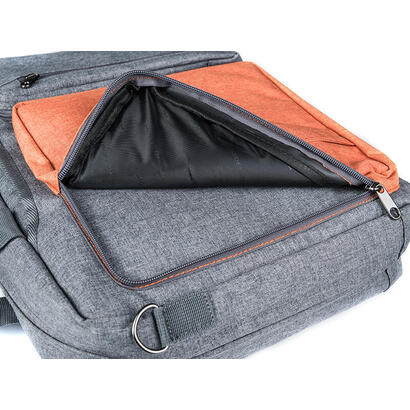 reno-15-pomaranczowa-torbaplecak-do-laptopa