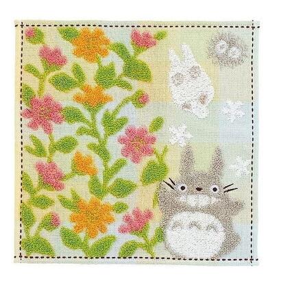 mini-toalla-totoro-gris-jardin-de-flores-25x25-cm-mi-vecino-totoro