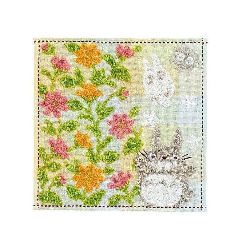 mini-toalla-totoro-gris-jardin-de-flores-25x25-cm-mi-vecino-totoro