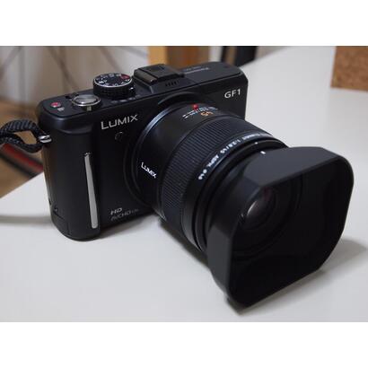 objetivo-panasonic-h-es045-slr-negro