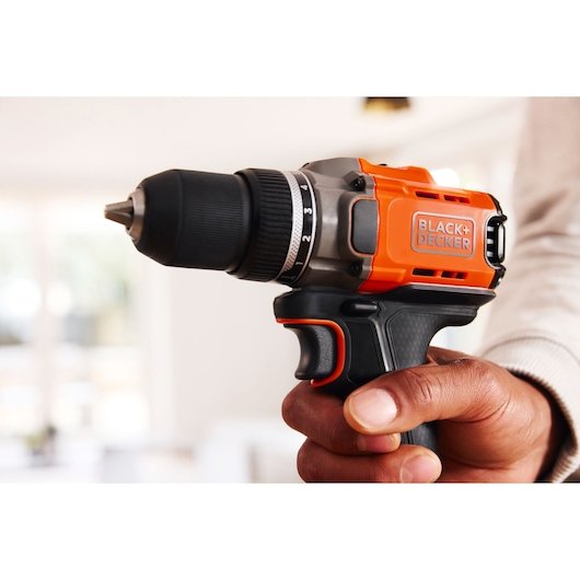 EAN 5035048833544 - Black & Decker BCD382D2XK-QW taladro Naranja imagen 9