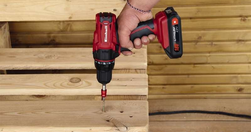 EAN 4006825607000 - Einhell TC-CD 18-2 Li Sin llave 980 g Negro, Rojo imagen 2