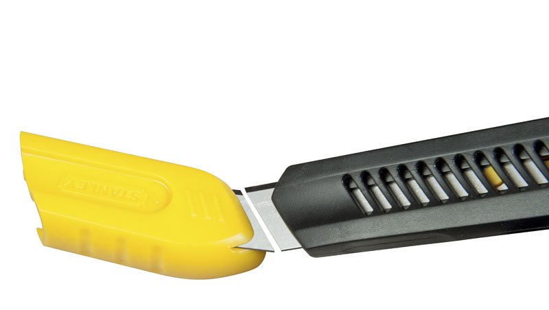EAN 3253561101502 - Stanley 1-10-150 cúter Negro, Amarillo Cúter de cuchillas intercambiables imagen 4