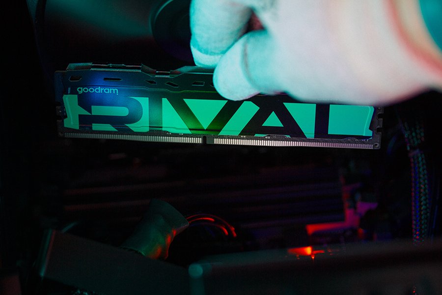 EAN 5908267914991 - Goodram *DDR4 Rival Radiant 16GB (1*16)/3200 CL16 Green módulo de memoria 1 x 16 GB 3200 MT/s 288-pin DIM imagen 9
