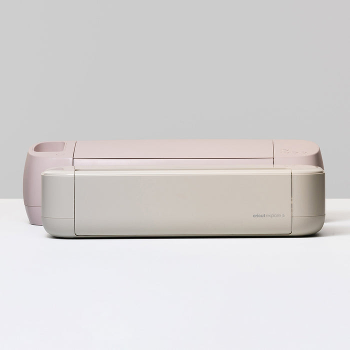 EAN 0093573371790 - Cricut Explore 5 + Essential Bundle Electrónico imagen 5