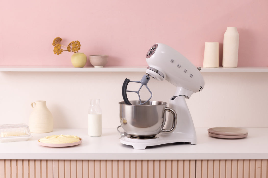 Smeg Kitchen Robot 50´Style White Smf05wheu