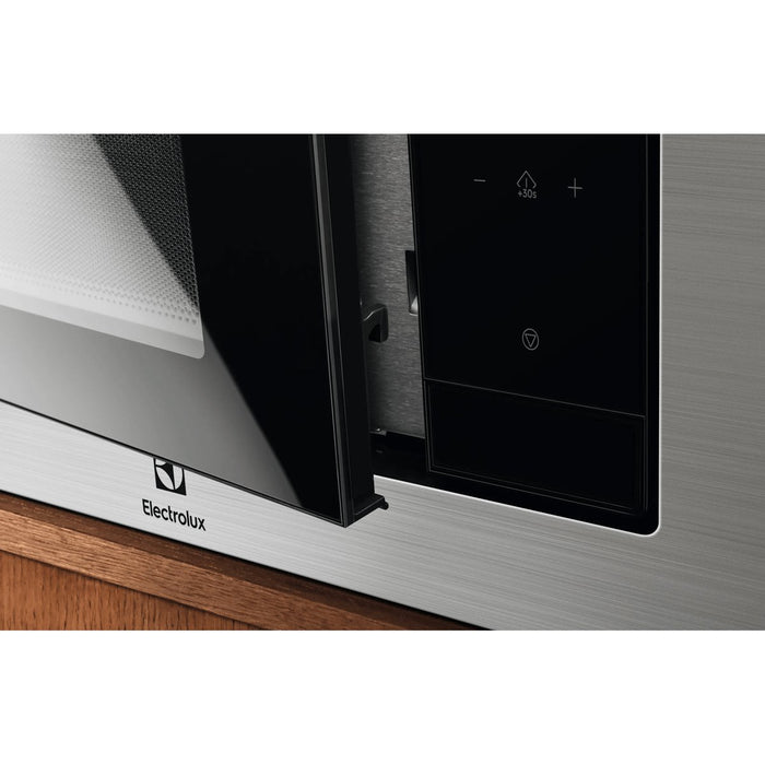 EAN 7333394155555 - Electrolux EMS4253TBX Acero inoxidable Microondas con grill Integrado 25 L 900 W imagen 4