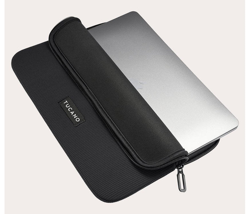 Tucano Colore Sleeve Für Macbook Air Pro 13" Schwarz