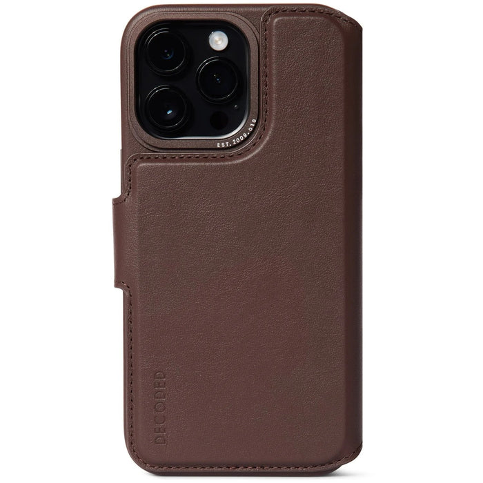 EAN 8720593006907 - Decoded Leather Modu Wallet funda para teléfono móvil 17 cm (6.68") Funda cartera Marrón imagen 1