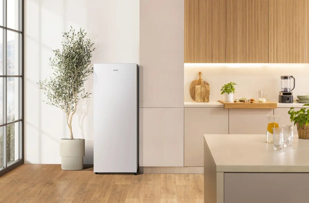 EAN 3838782408038 - Gorenje F4142PW Congelador vertical Independiente 165 L Blanco imagen 4
