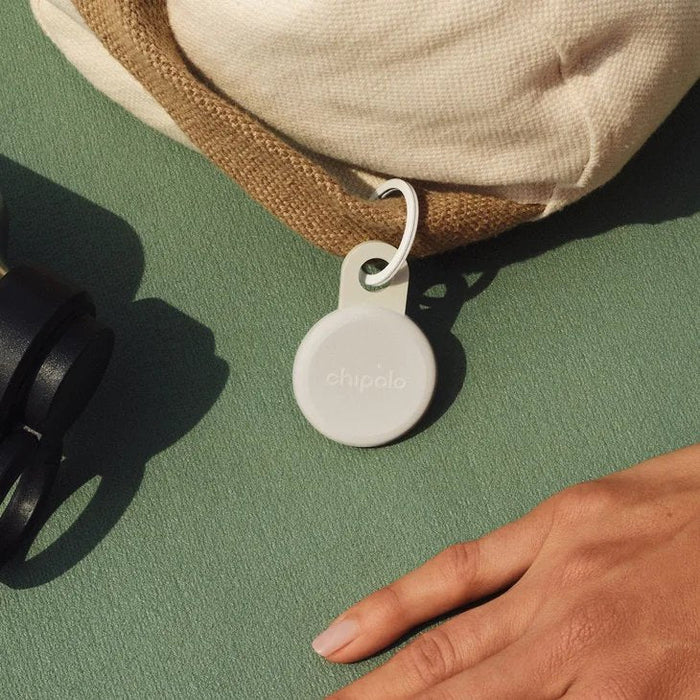 Chipolo Loop  Rechargeable Tracking Tag Compatible With Apple Find My On Iphone (Chalk)