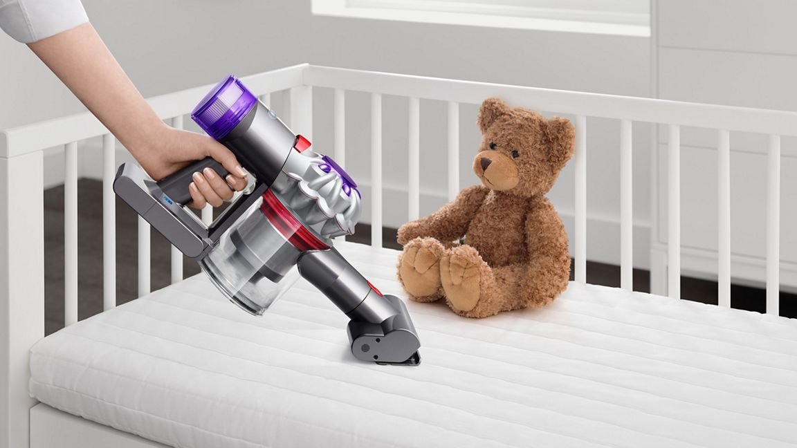 EAN 5025155118696 - Dyson 586120-01 aspiradora de mano Gris, Rojo, Violeta Sin bolsa imagen 2