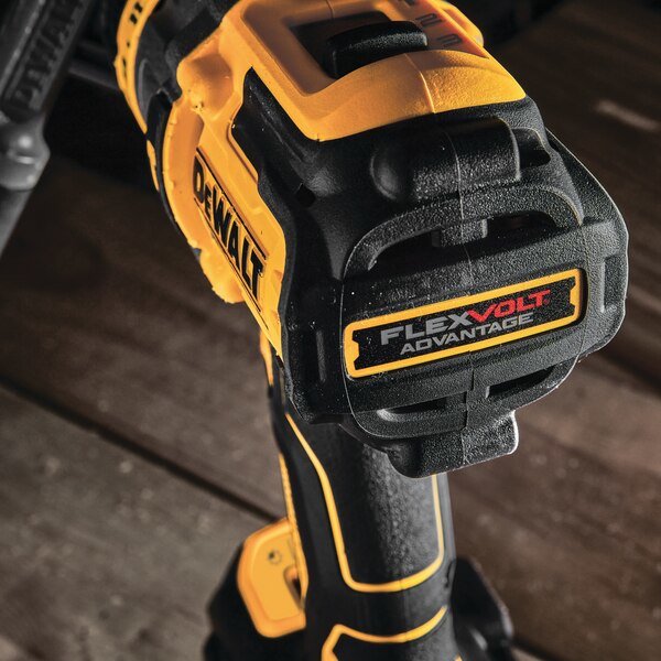 EAN 5035048742945 - DeWALT DCD999NT-XJ taladro 2250 RPM 1,61 kg Negro, Plata, Amarillo imagen 4