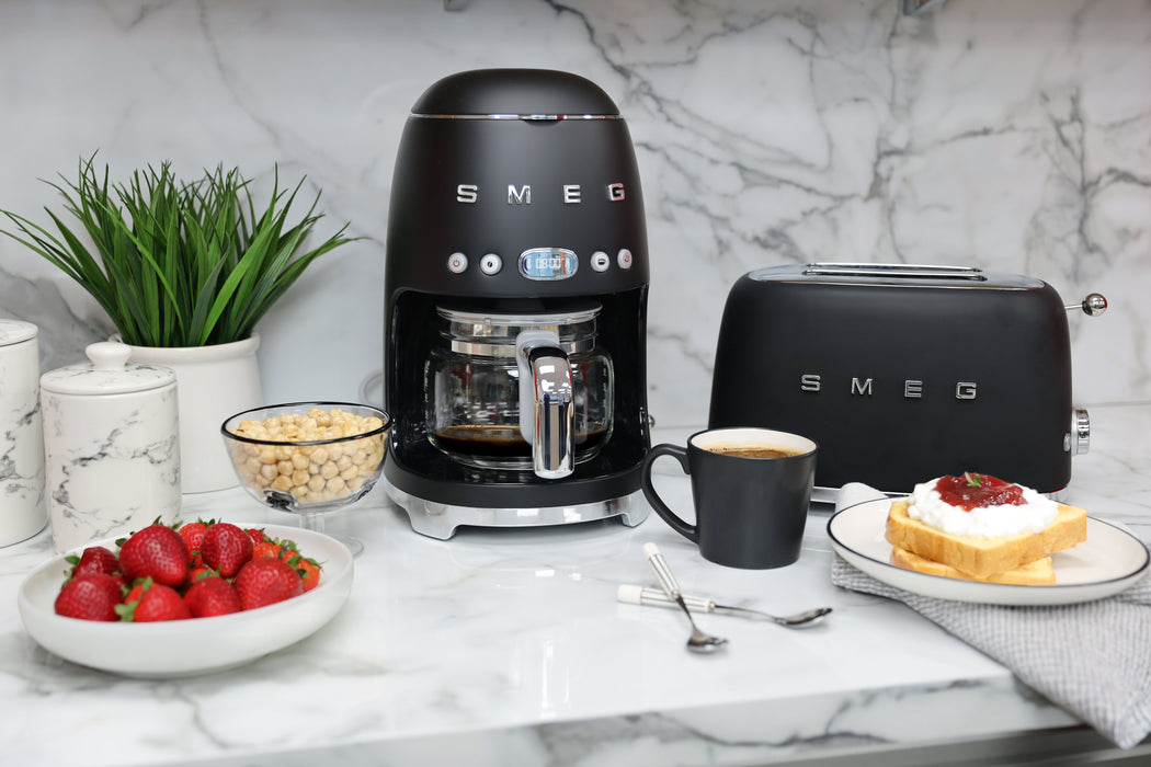 EAN 8017709290757 - Smeg TSF01BLMEU tostadora 6 2 rebanada(s) 950 W Negro imagen 17