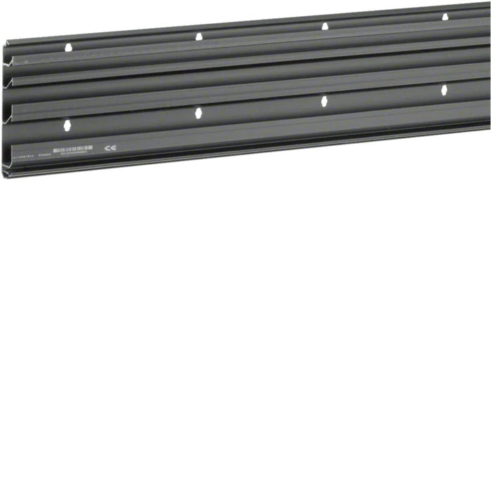 Hager Sockelleistenkanal- Sl201151 Unterteil 4kammern Pvc 20x115mm Schwarz