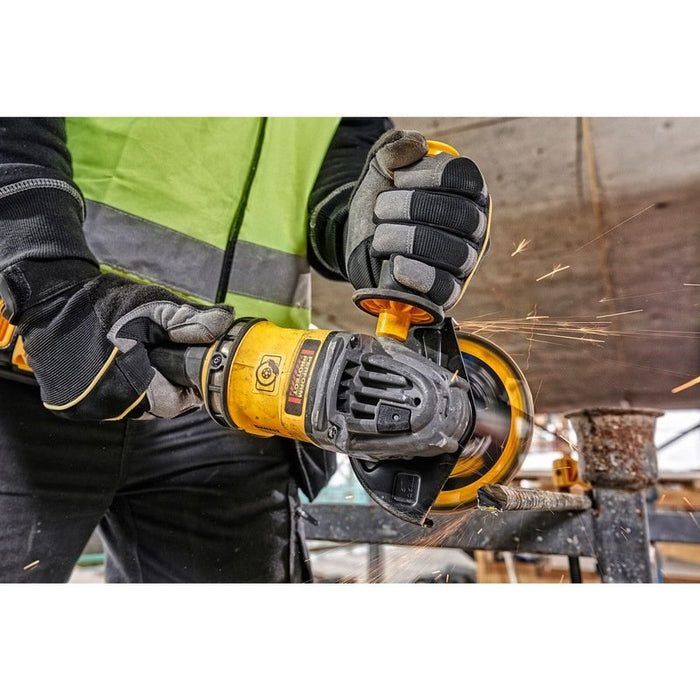EAN 5035048734384 - DeWALT DCG418NT-XJ lijadora portátil Lijadora de banda Negro, Amarillo imagen 6