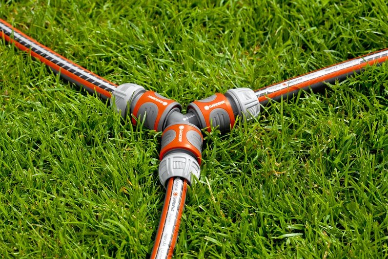 EAN 4078500010443 - Gardena 18287-20 accesorio para manguera Acoplamiento de manguera Gris, Naranja 1 pieza(s) imagen 4