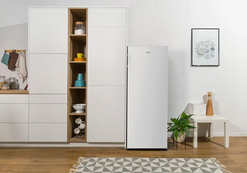 EAN 3838782408038 - Gorenje F4142PW Congelador vertical Independiente 165 L Blanco imagen 5