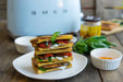 EAN 8017709189099 - Smeg TSF01PBEU tostadora 6 2 rebanada(s) 950 W Azul imagen 47