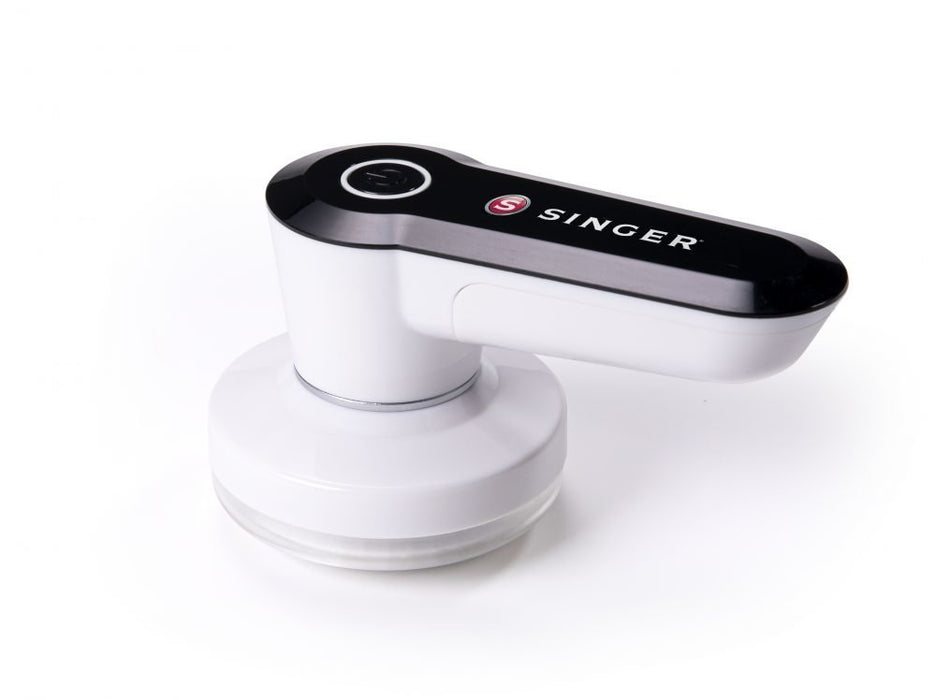 EAN 7393033106546 - SINGER 220015002 rasuradora de pelusa Negro, Blanco Acero inoxidable imagen 2