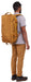EAN 0085854255219 - Thule Chasm TDSD302 Golden Brown bolso de lona 40 L Poliéster Marrón imagen 6